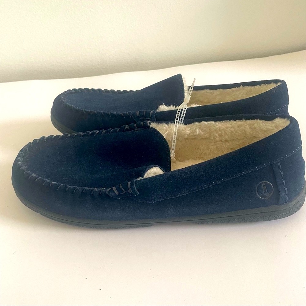 Bleu Navy Lands’End Slippers Size 10.